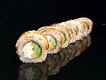 Golden Dragon — sushi in Kyiv